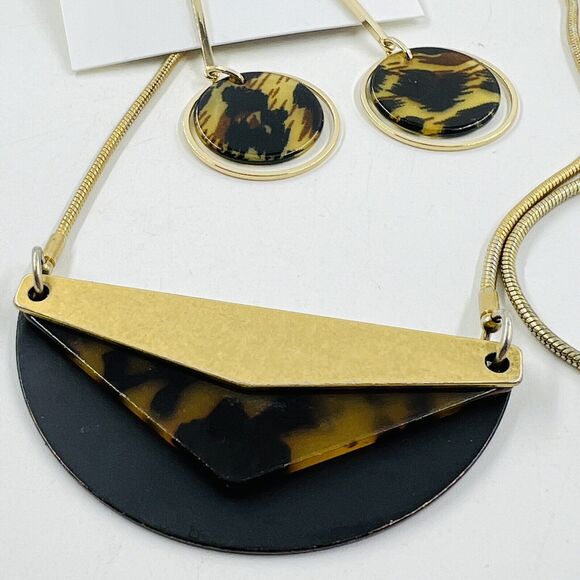 Madewell Gold Tone Faux Tortoise Pendant Necklace Nine West Faux Tort Earrings - Picture 7 of 8